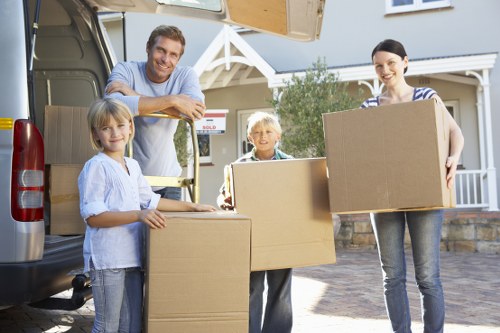 Comprehensive packing and moving services